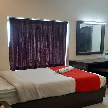 Plaza Hotel Trichy Tiruchirappalli Екстер'єр фото
