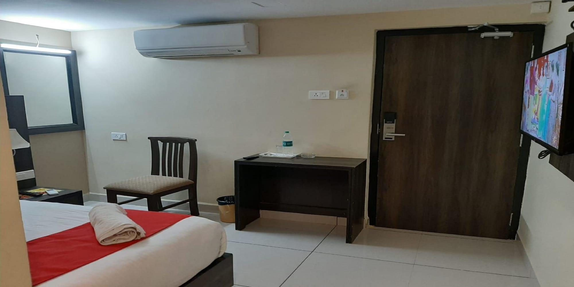 Plaza Hotel Trichy Tiruchirappalli Екстер'єр фото